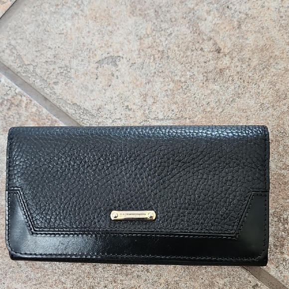 Burberry Soft Leather Wallet Authentic - Picture 1 of 11